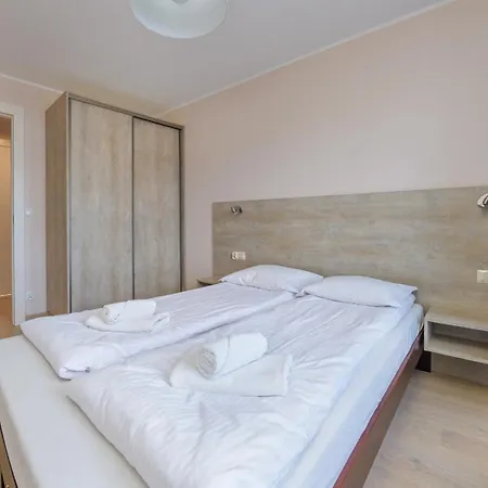 Sun & Snow Bank Polski Apartment *